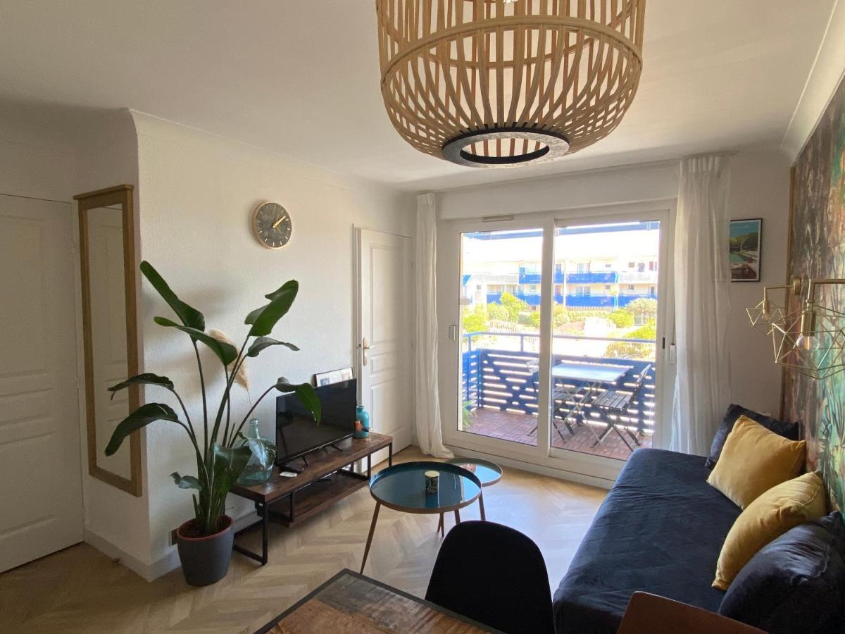 Cosy Avec Piscine, Acces Direct Plage Apartment *